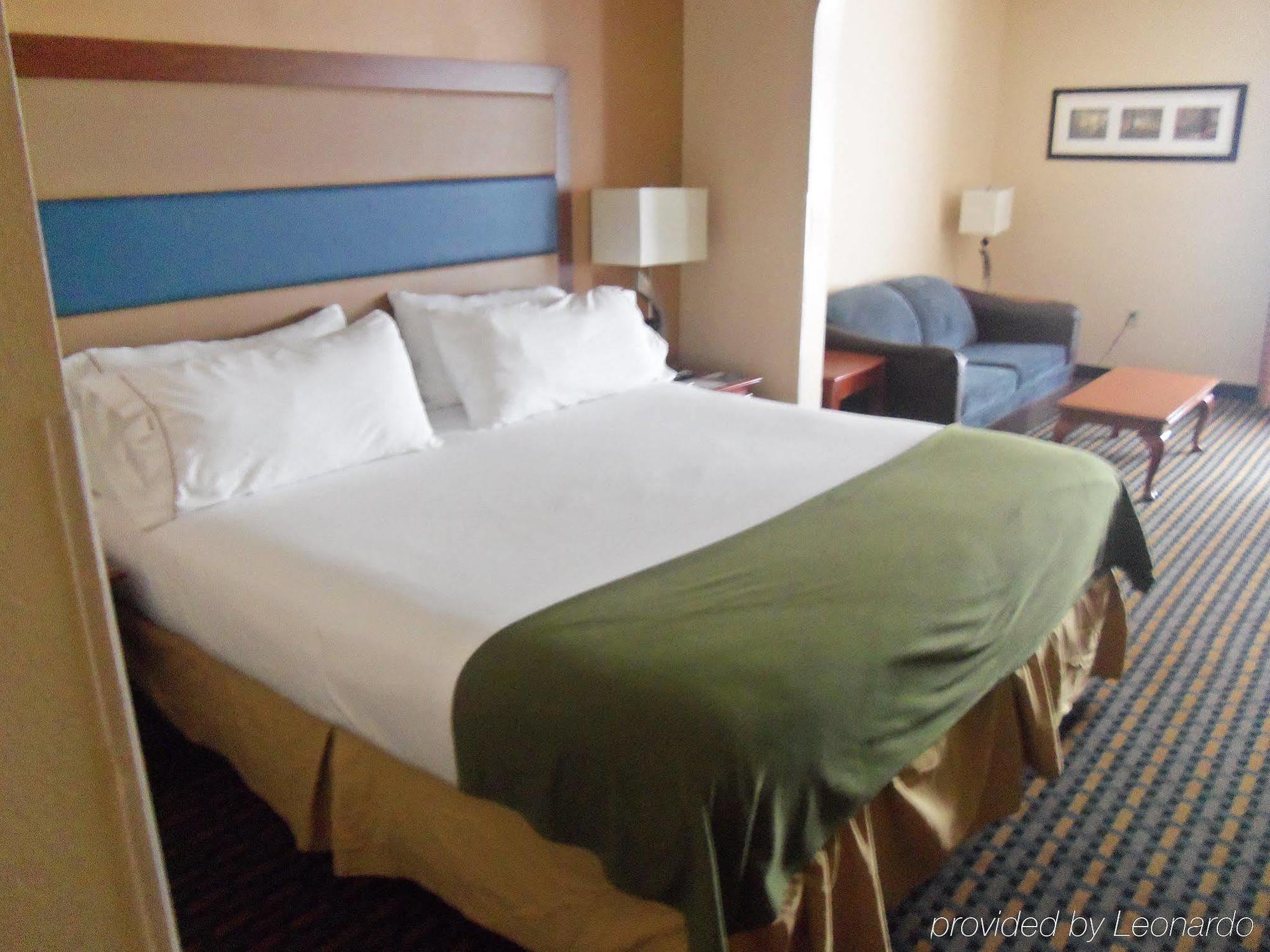 Holiday Inn Express Hotel & Suites Sanford By Ihg Εξωτερικό φωτογραφία