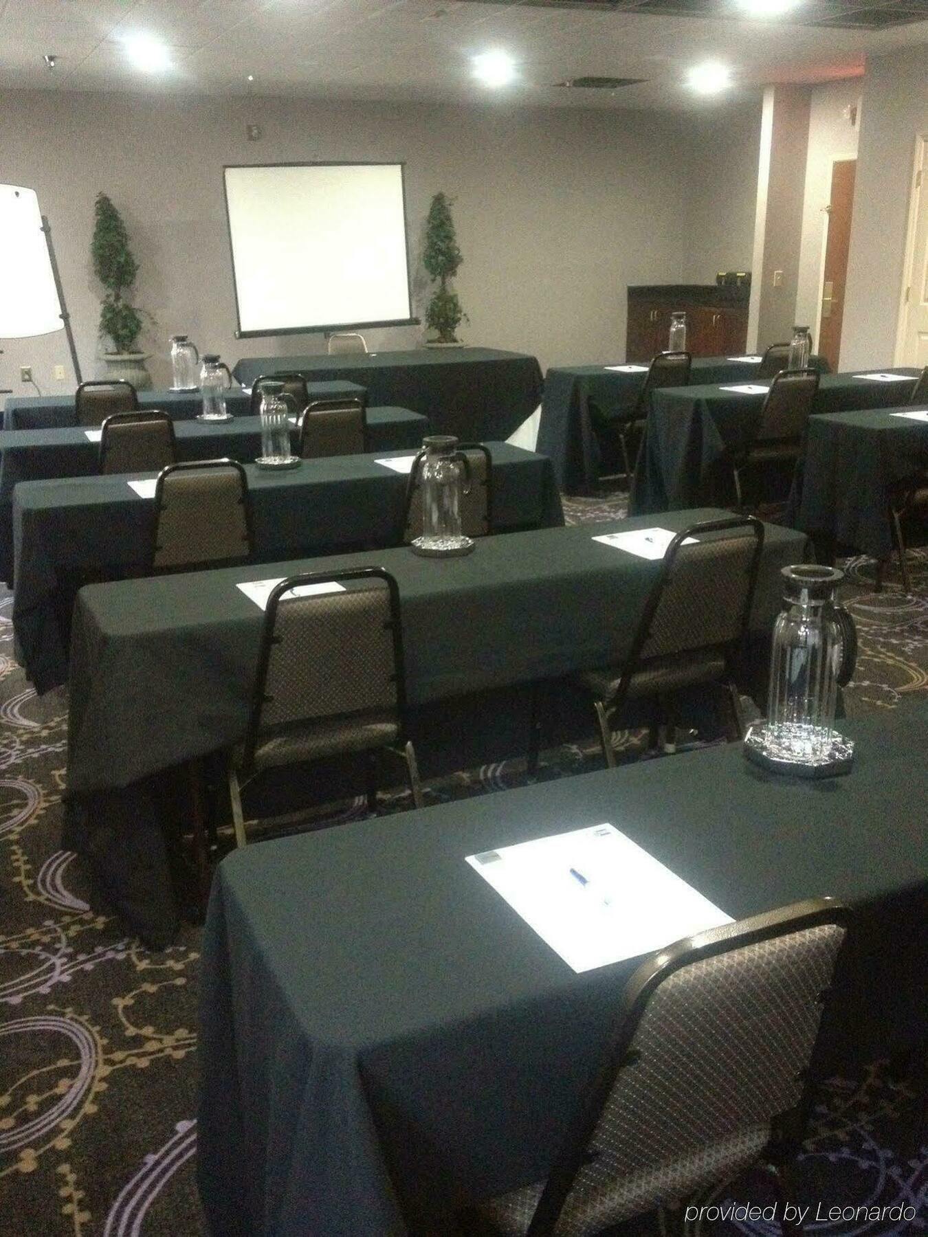Holiday Inn Express Hotel & Suites Sanford By Ihg Εξωτερικό φωτογραφία